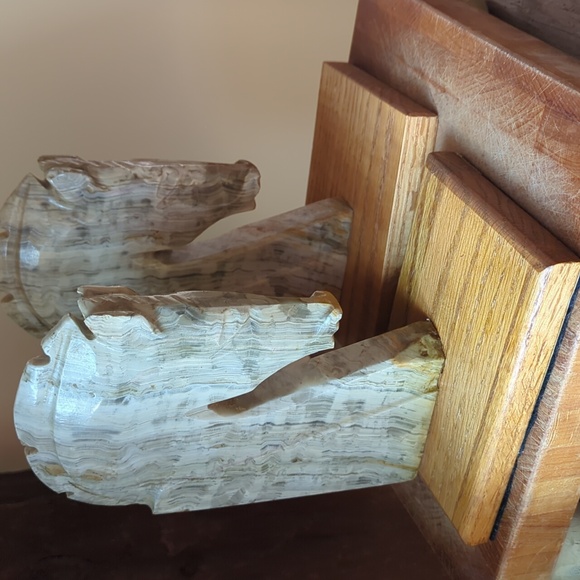 Vintage Mid-century Hard carved stone, Marble, Onyx Horse Bookends 9in - Picture 3 of 4